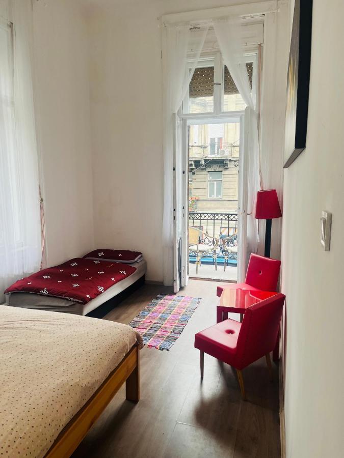 East Point Hostel Budapest Esterno foto