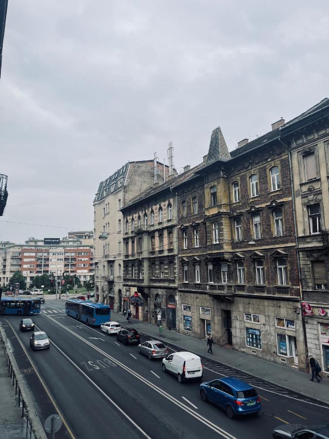 East Point Hostel Budapest Esterno foto